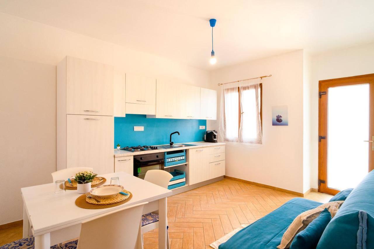 Stella Maris Apartment Tortolì Екстериор снимка