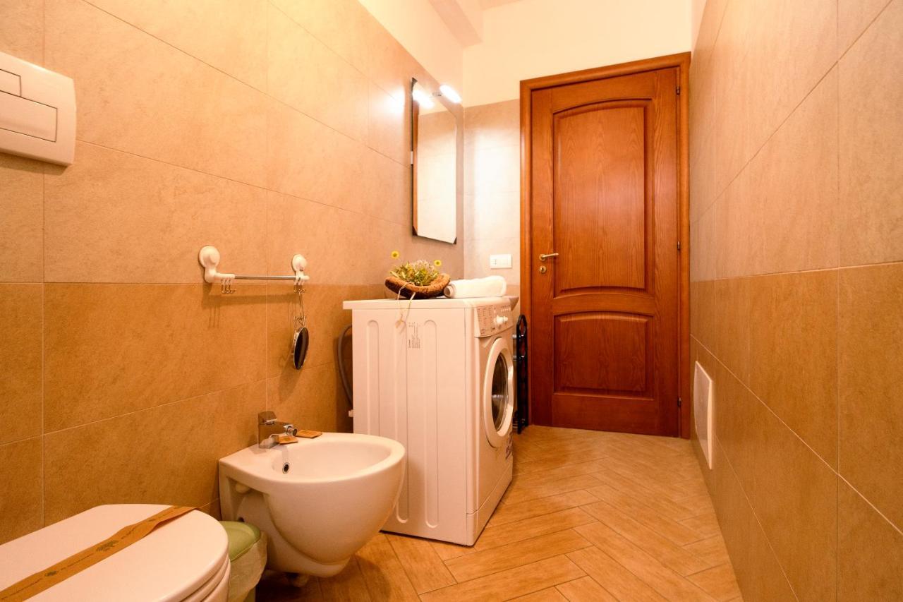 Stella Maris Apartment Tortolì Екстериор снимка